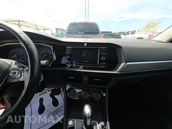 2020 Volkswagen Jetta SE – miniatura 11