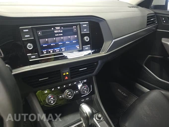 2020 Volkswagen Jetta SE - miniatura 11