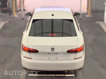 2020 Volkswagen Passat 2.0T R-Line - miniatura 5