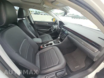 2020 Volkswagen Passat 2.0T R-Line - miniatura 8