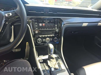 2020 Volkswagen Passat 2.0T R-Line - miniatura 10