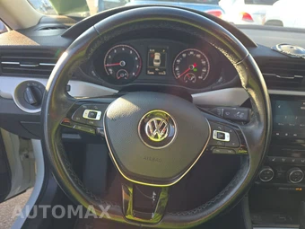 2020 Volkswagen Passat 2.0T SE - miniatura 10