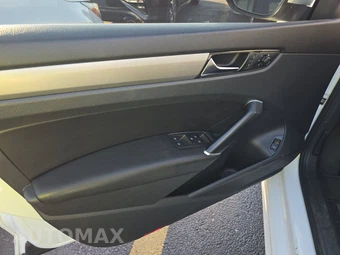 2020 Volkswagen Passat 2.0T SE - miniatura 9