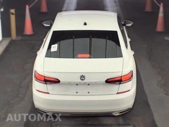 2020 Volkswagen Passat 2.0T SE – miniatura 5