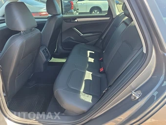 2020 Volkswagen Passat 2.0T SE - miniatura 13