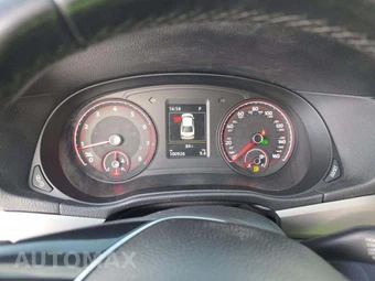 2020 Volkswagen Passat 2.0T SE - miniatura 9