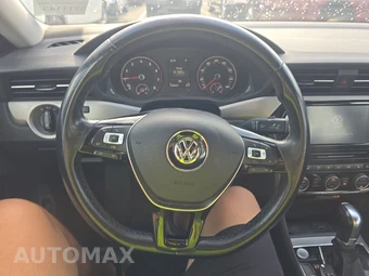 2020 Volkswagen Passat 2.0T SE - miniatura 10