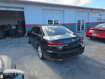 2020 Volkswagen Passat 2.0T SE – miniatura 2