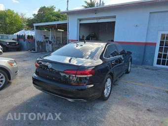 2020 Volkswagen Passat 2.0T SE – miniatura 3