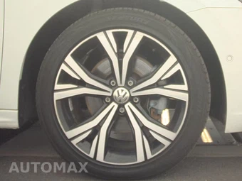 2020 Volkswagen Passat 2.0T SEL - miniatura 10