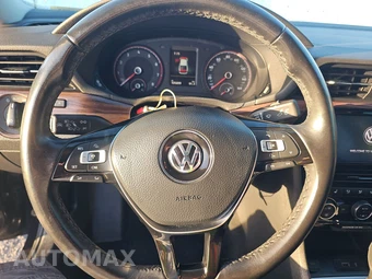 2020 Volkswagen Passat 2.0T SEL - miniatura 10