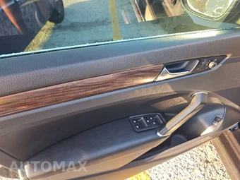 2020 Volkswagen Passat 2.0T SEL - miniatura 9