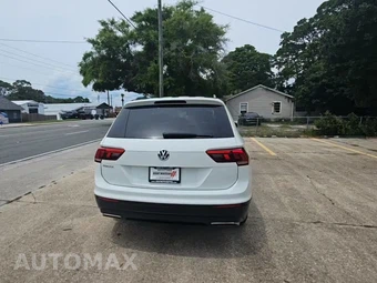 2020 Volkswagen Tiguan S – miniatura 4