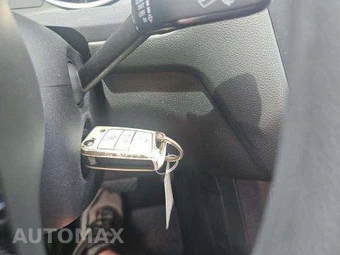 2020 Volkswagen Tiguan S – miniatura 9