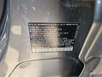 2020 Volkswagen Tiguan S – miniatura 4