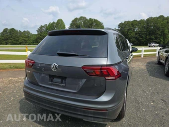 2020 Volkswagen Tiguan S – miniatura 3