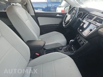 2020 Volkswagen Tiguan SE – miniatura 8