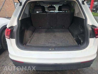 2020 Volkswagen Tiguan SE - miniatura 14