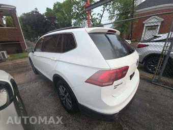2020 Volkswagen Tiguan SE - miniatura 2