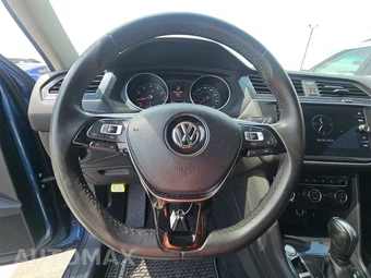 2020 Volkswagen Tiguan SE – miniatura 10