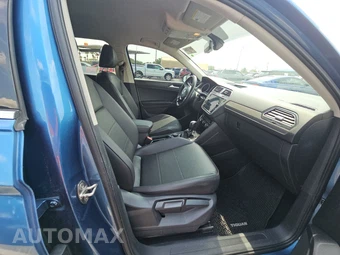 2020 Volkswagen Tiguan SE – miniatura 8