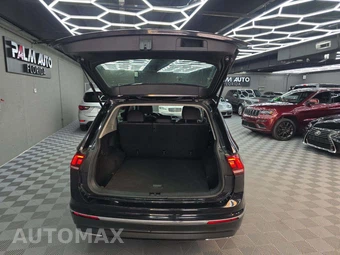 2020 Volkswagen Tiguan SE - miniatura 14