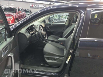 2020 Volkswagen Tiguan SE - miniatura 6