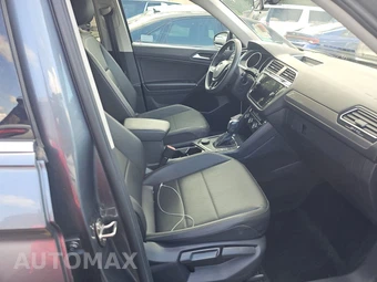 2020 Volkswagen Tiguan SE – miniatura 8