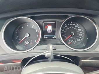 2020 Volkswagen Tiguan SE - miniatura 12