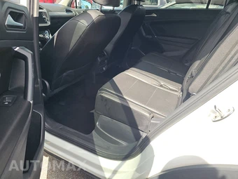 2020 Volkswagen Tiguan SE - miniatura 13