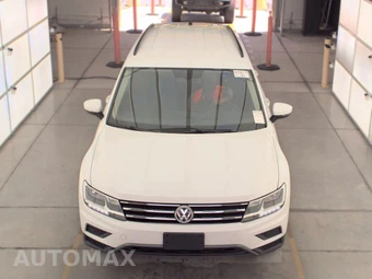 2020 Volkswagen Tiguan SE - miniatura 2