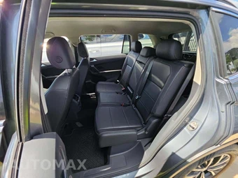 2020 Volkswagen Tiguan SE – miniatura 13