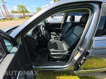 2020 Volkswagen Tiguan SE – miniatura 6