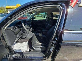 2020 Volkswagen Tiguan SE – miniatura 7
