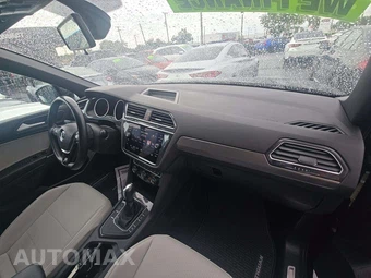 2020 Volkswagen Tiguan SE – miniatura 20
