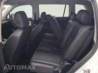 2020 Volkswagen Tiguan SE - miniatura 13