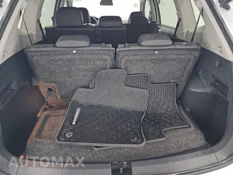 2020 Volkswagen Tiguan SE - miniatura 16
