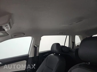 2020 Volkswagen Tiguan SE - miniatura 21
