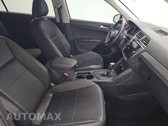 2020 Volkswagen Tiguan SE - miniatura 8