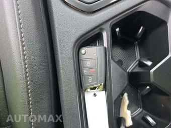 2020 Volkswagen Tiguan SE - miniatura 8