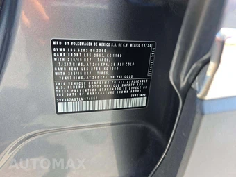 2020 Volkswagen Tiguan SE – miniatura 2