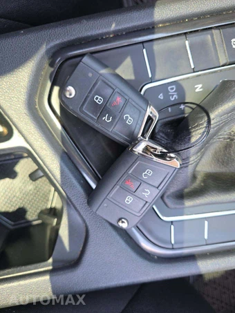 2020 Volkswagen Tiguan SE – miniatura 5