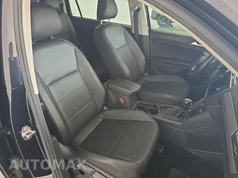 2020 Volkswagen Tiguan SE - miniatura 17