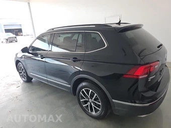 2020 Volkswagen Tiguan SE - miniatura 6