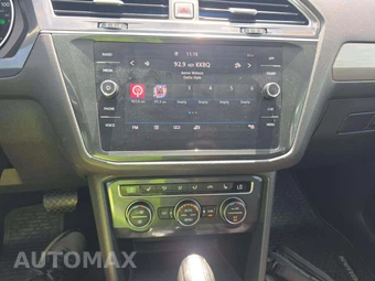 2020 Volkswagen Tiguan SE – miniatura 10