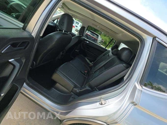 2020 Volkswagen Tiguan SE – miniatura 13