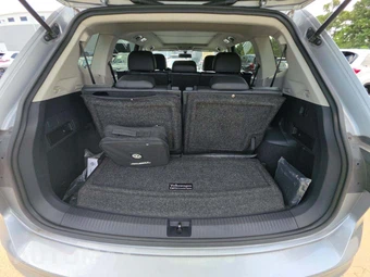 2020 Volkswagen Tiguan SE – miniatura 15