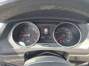 2020 Volkswagen Tiguan SE - miniatura 12