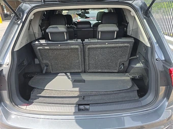 2020 Volkswagen Tiguan SE - miniatura 16