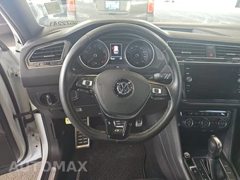 2020 Volkswagen Tiguan SE R-Line Black - miniatura 10